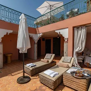 Soraya Hammam & Jacuzzi Bed & Breakfast